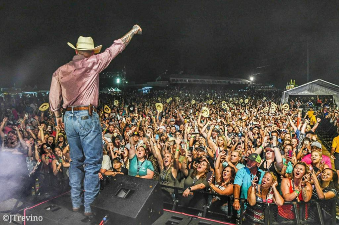 Cody Johnson at Save Mart Center